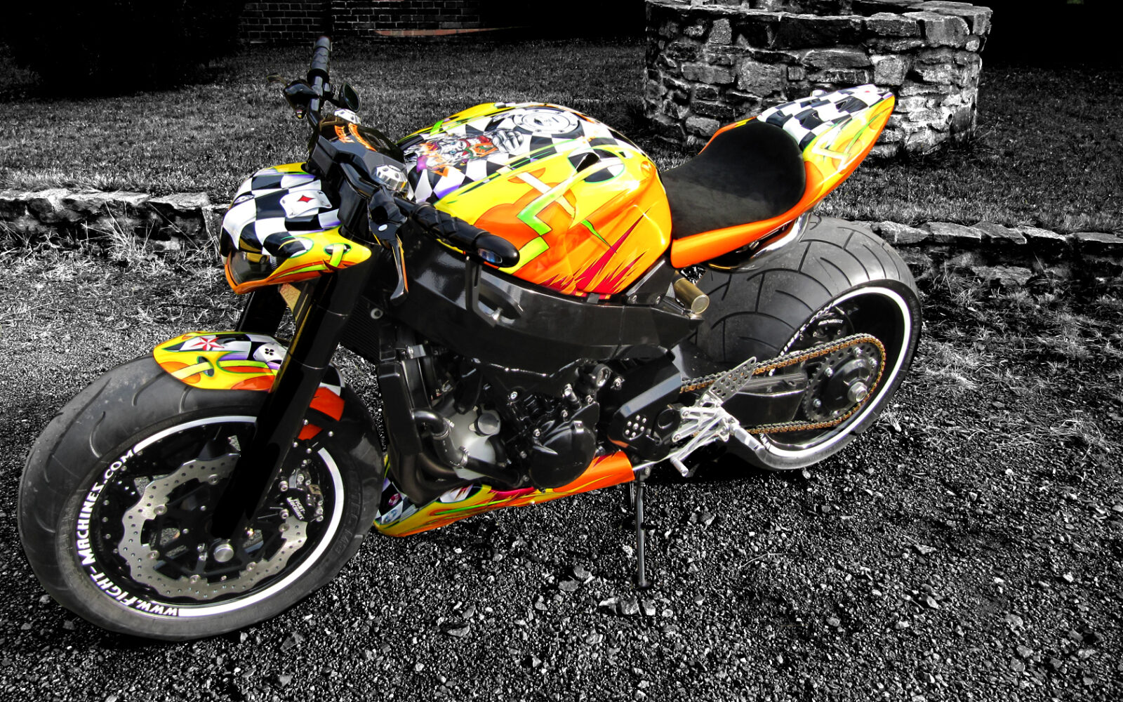 Custom streetfighter deals